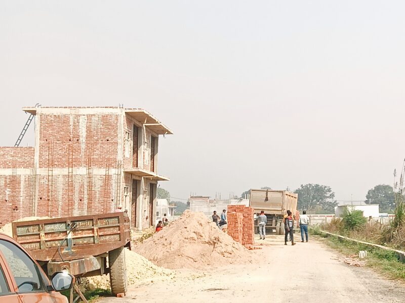 👉लखनऊ SGPGI राधा स्वामी सत्संग रायबरेली हाईवे से 600 मीटर पर प्लॉट खरीदें