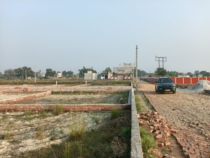 👉लखनऊ SGPGI राधा स्वामी सत्संग रायबरेली हाईवे से 600 मीटर पर प्लॉट खरीदें